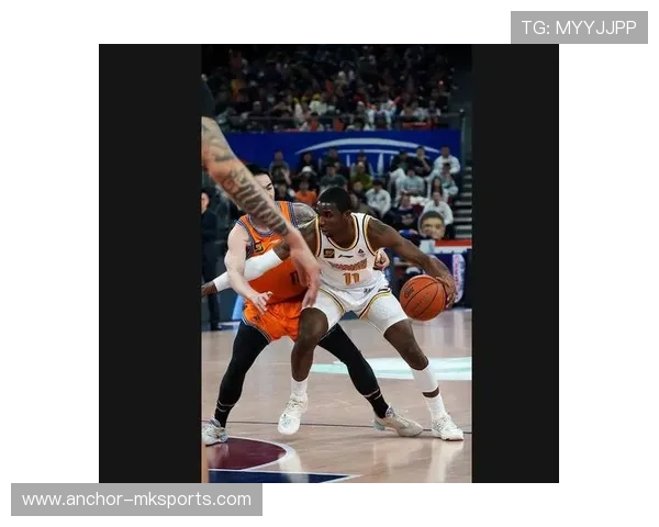 希罗季后赛闪耀全场,关键表现助球队挺进下一轮 希罗季后赛闪耀全场,关键表现助球队挺进下一轮